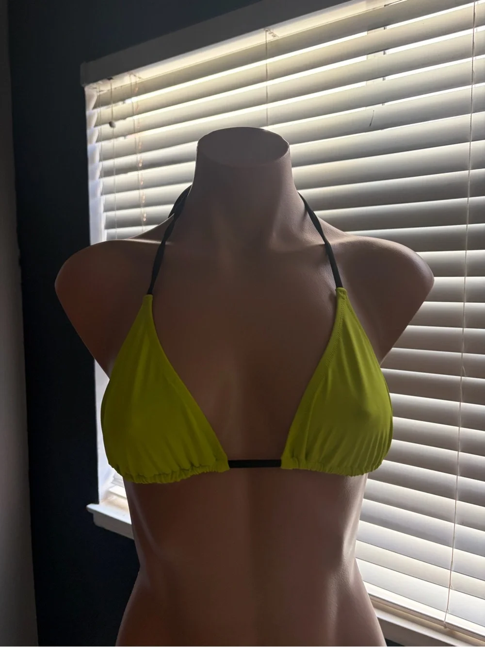 Women’s Lime Triangle Bikini Top - SKIMS